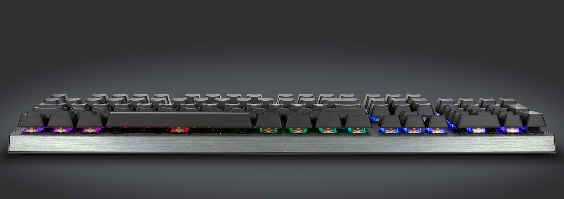 Bàn phím cơ Cooler Master CK350 (USB/RGB/Red switch) sử dụng layout truyền thống